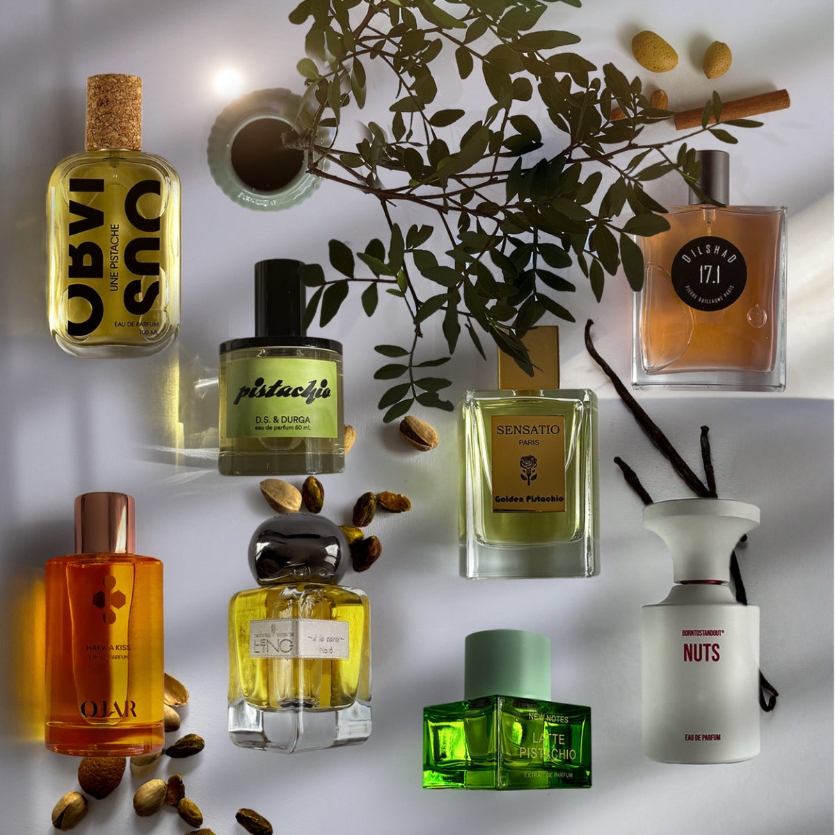Auswahl an Parfums passend zum Thema der Kolumne