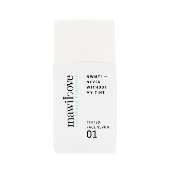 mawiLove - 01 - NWMT! - NEVER without my TINT - Tinted Face Serum - in schlichter, weißer Verpackung vor hellem Hintergrund