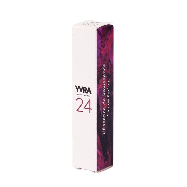YVRA - YVRA 24 L'Essence de Ravissence Verpackung mit puristischem Design und dunklem Akzent vor weißem Hintergrund