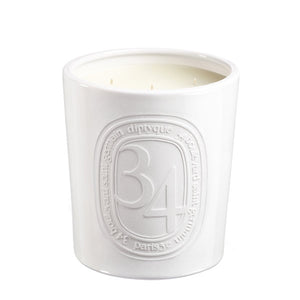Diptyque - 34 Boulevard Saint Germain - Duftkerze im weißen Terrakottagefäß mit fünf Dochten minimalistisch präsentiert