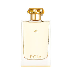 Roja Parfums - 51 Eau de Parfum - Pour Femme in klarer Glasflasche mit goldfarbenem, facettiertem Verschluss vor weißem Hintergrund
