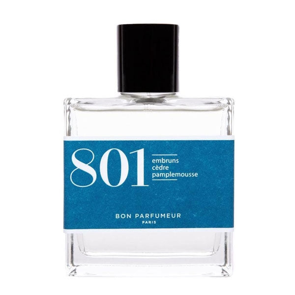 Bon Parfumeur - Les Classiques - 801 Parfumflakon mit klarem Glas und blauem Etikett vor weißem Hintergrund