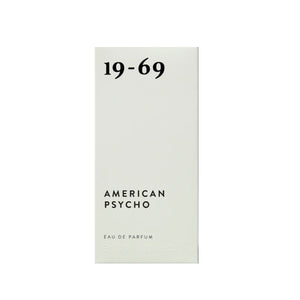 19-69 - American Psycho schlichtes weißes Parfumkarton mit schwarzer Schrift und minimalistischer Gestaltung