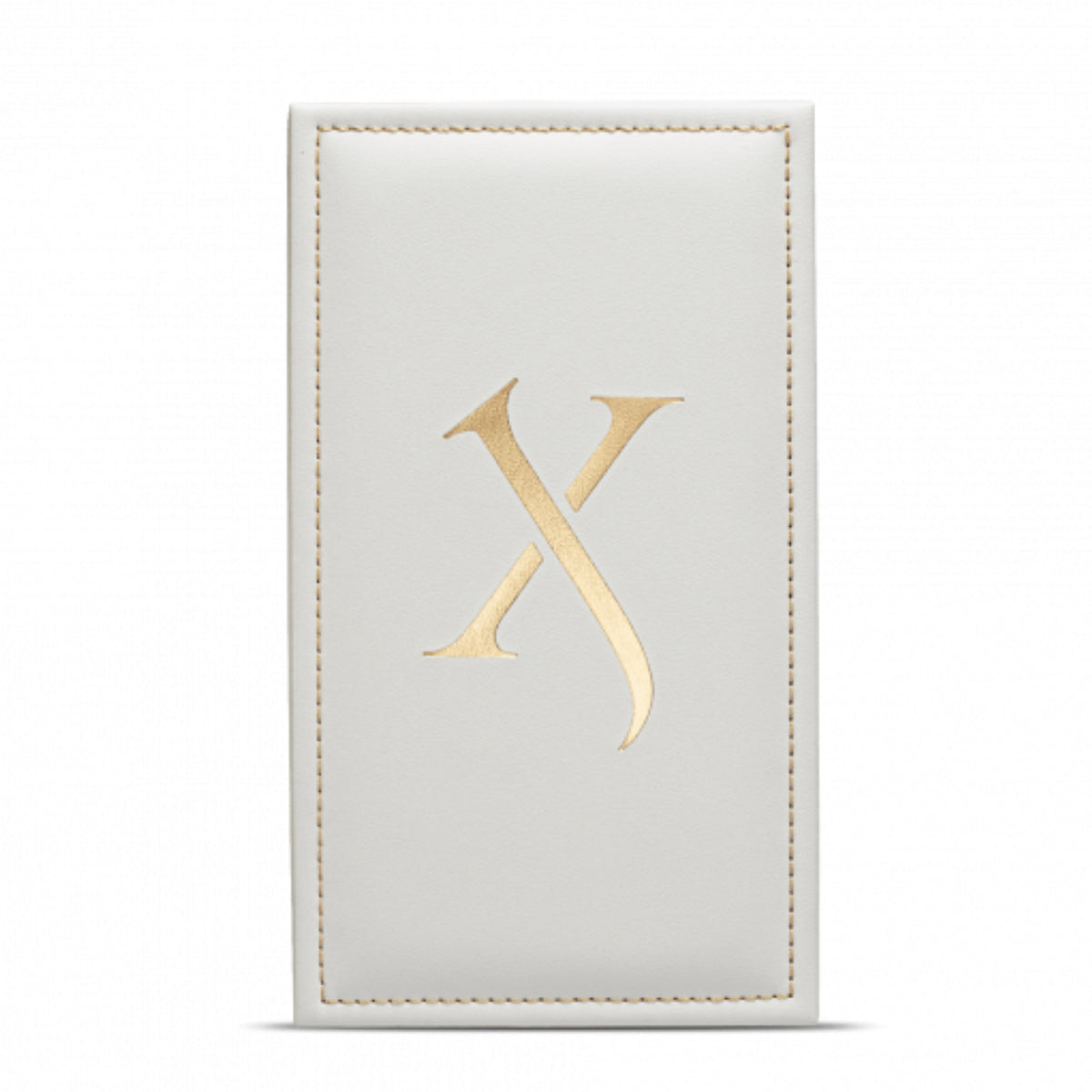 Xerjoff - K Blue Collection - Astaral zeigt weiße Lederbox mit elegantem goldfarbenem X-Logo und feiner Nahtverarbeitung
