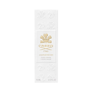 Creed - Aventus for Her - Hand Cream in eleganter weißer Verpackung mit goldfarbenem Logo und feiner Prägung