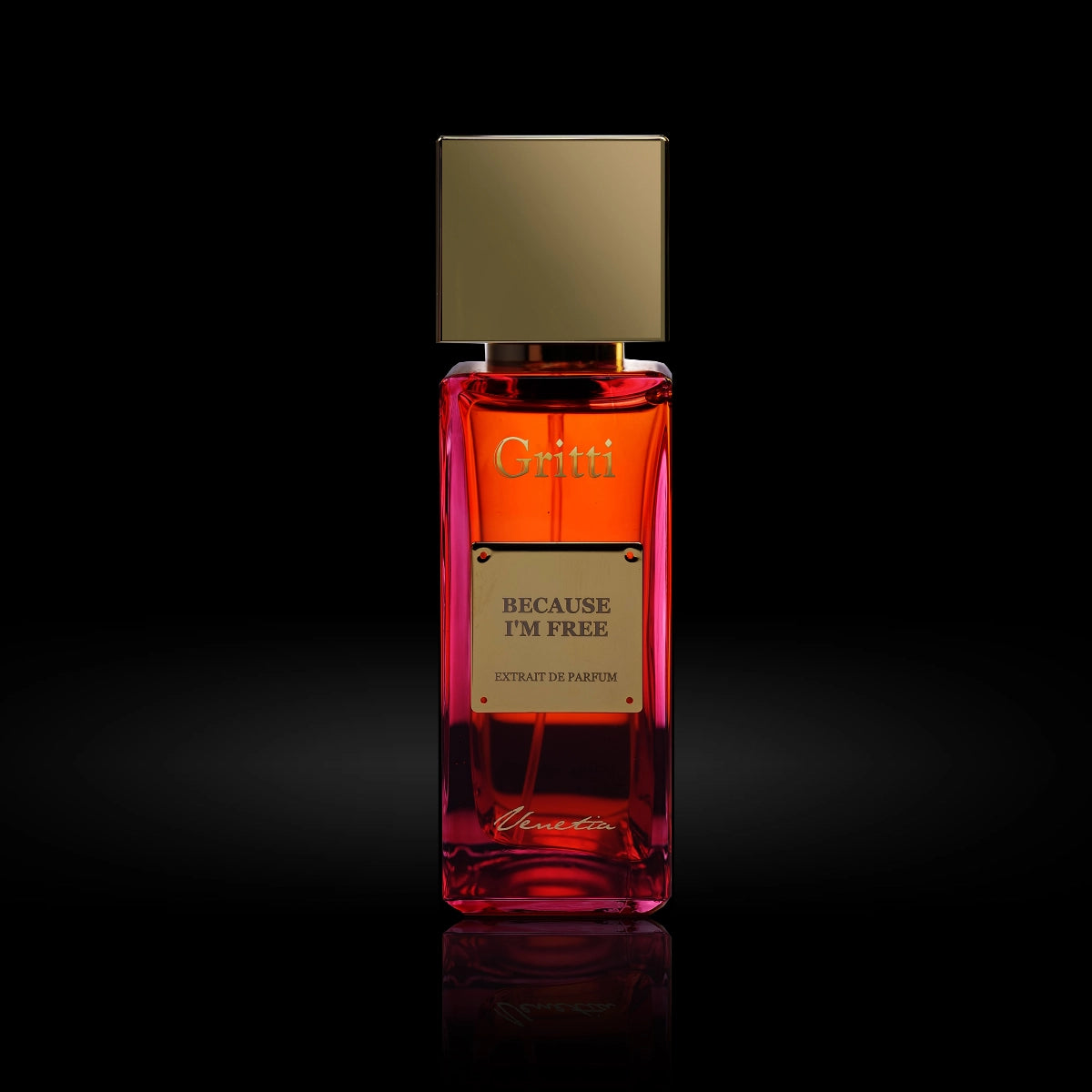 Gritti - Ivy Collection - Because I'm free Parfumflakon mit goldenem Verschluss in leuchtendem Rot vor schwarzem Hintergrund