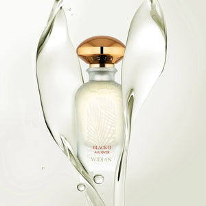 Widian - Black II - All Over Body Spray in elegant mattierter Flasche mit goldfarbenem Verschluss und feinem Reliefmuster
