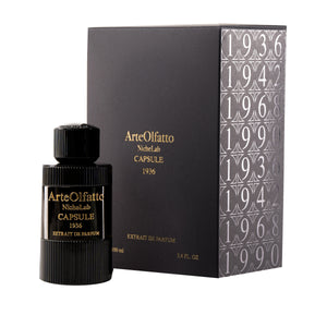ArteOlfatto - Capsule 1936 Parfumflakon in schwarzem geriffeltem Design mit edler goldener Schrift vor passender Verpackung