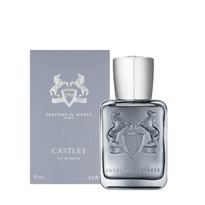 Parfums de Marly - Castley mit elegantem silbernem Flakon und geprägtem Wappen neben grauer Verpackung