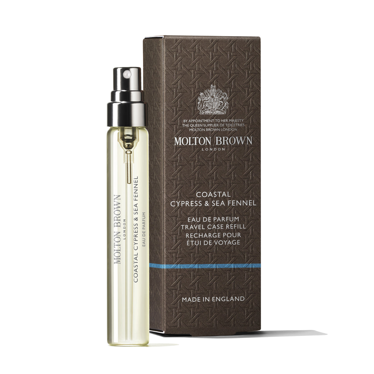 Molton Brown - Coastal Cypress & Sea Fennel Reisezerstäuber mit transparentem Flakon und dunkler Verpackung vor weißem Hintergrund