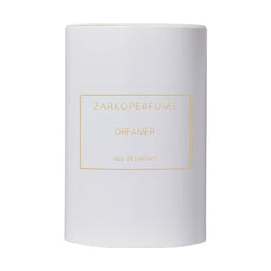 Zarkoperfume - Dreamer weiße minimalistische Verpackung mit goldfarbenem Schriftzug vor weißem Hintergrund