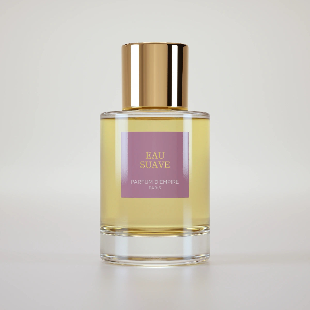 Parfum d'Empire - Eau Suave Flakon mit goldfarbenem Verschluss und violettem Etikett vor hellem Hintergrund