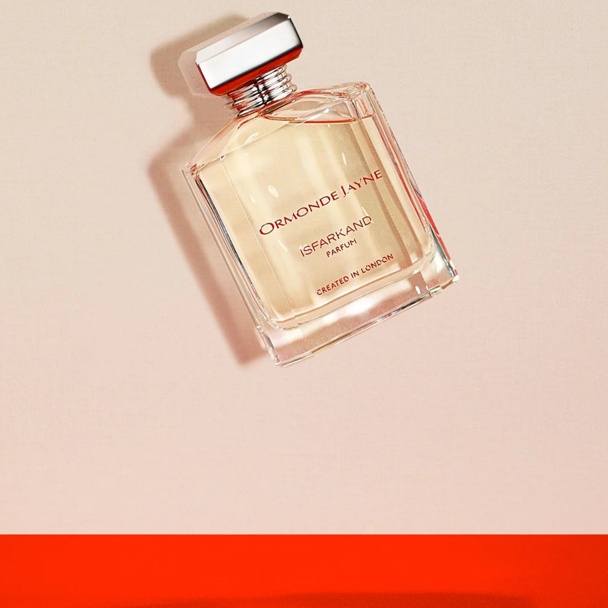Ormonde Jayne - Isfarkand Parfumflakon mit klarem Glas und kantigem silbernem Verschluss in modernem Design
