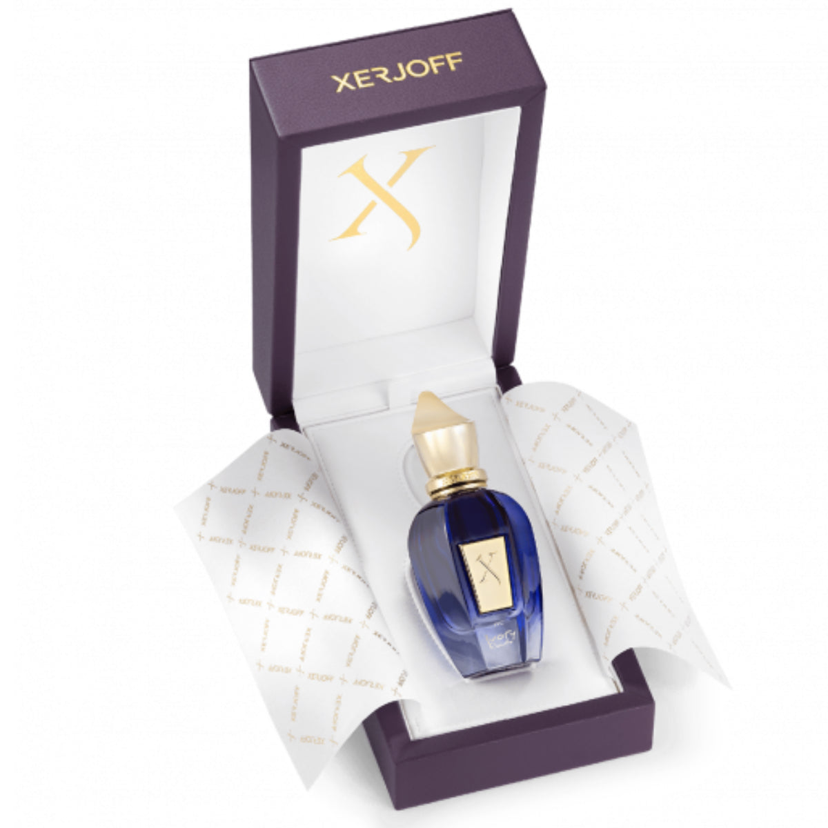 Xerjoff - Join The Club - Ivory Route zeigt blauen Parfumflakon in edler violetter Geschenkbox mit goldfarbenem Logo und Verschluss