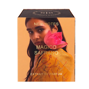 New Notes - Modern Liquid Collection - Magico Safrano Verpackung mit Frau und rosa Blume vor orangefarbenem Hintergrund
