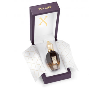 Xerjoff - Oud Stars - Malesia Flakon in dunkelbraun mit goldfarbenem Verschluss in edler violetter Geschenkbox