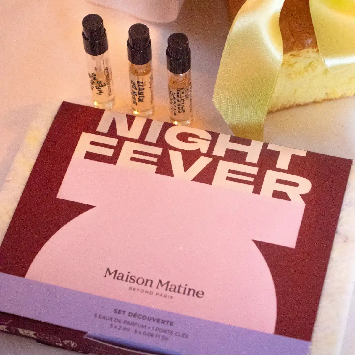 Maison Matine - Night Fever Collection - Discovery Set mit drei Duftproben und elegantem Design auf weichem Untergrund