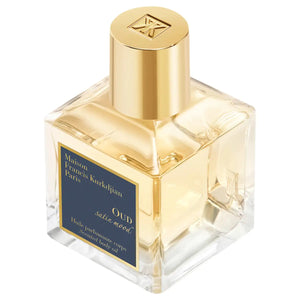Maison Francis Kurkdjian Paris - Oud Satin Mood - Body Oil in klarem Glasflakon mit goldfarbenem Deckel und dunkelblauem Etikett