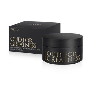 Initio - Oud for Greatness - Body Cream schwarze Dose und Verpackung mit goldener Schrift auf weißem Hintergrund