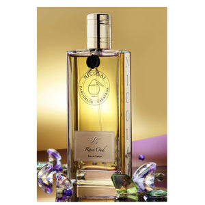 Nicolai - Rose Oud Parfumflakon mit klarem Glas, goldfarbenem Verschluss und elegantem Etikett in schlichtem Stil
