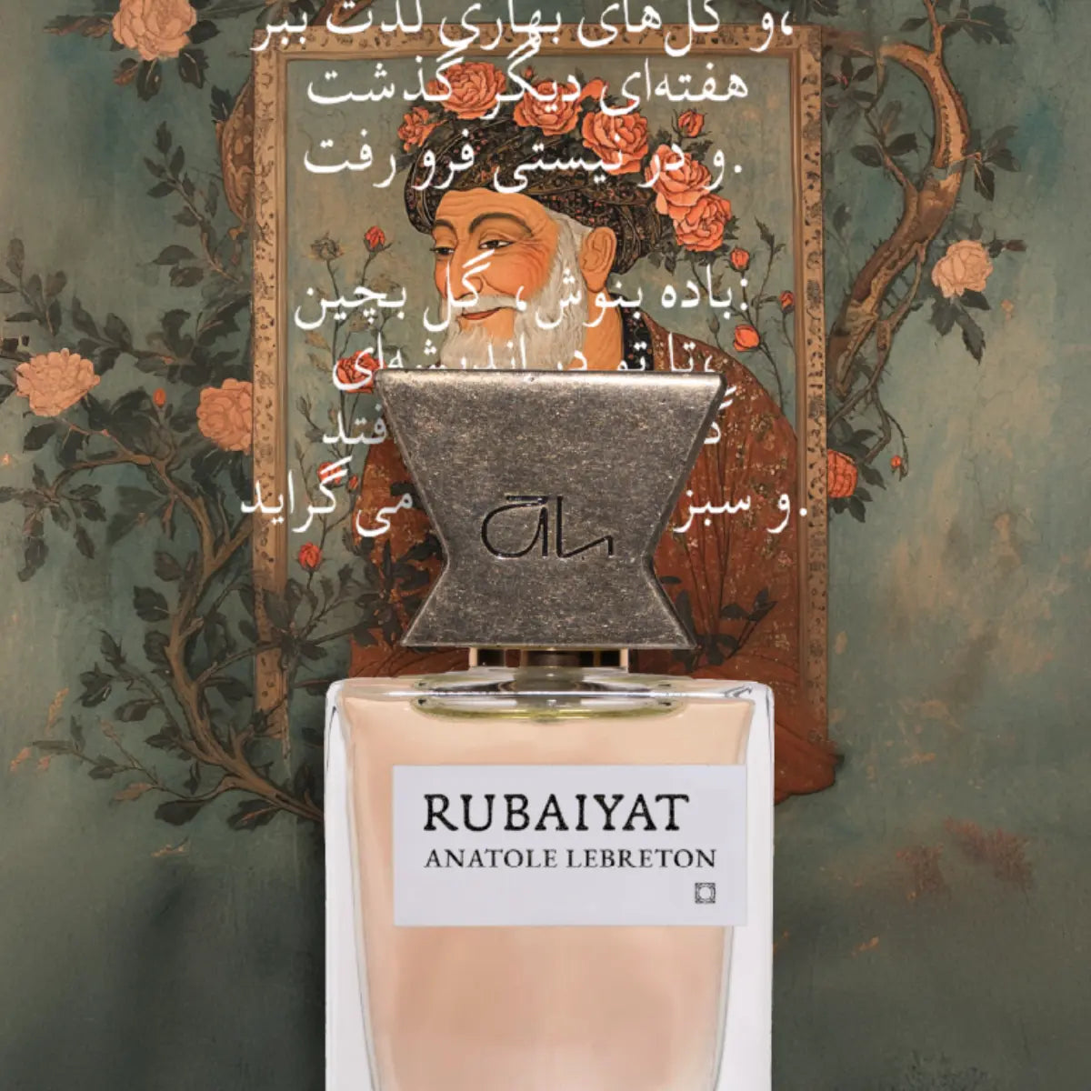 Anatole Lebreton - Artefacts - Rubaiyat Parfumflakon vor orientalischem Gemälde mit persischer Kalligraphie