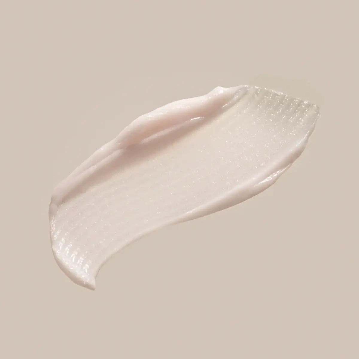 SBT - Sensitive - SOS Balm cremige Textur in zartem Rosé für intensive Pflege empfindlicher Hautpartien