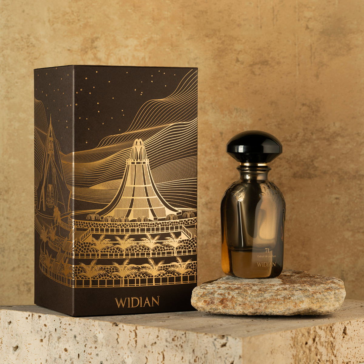 Widian - Limited Collection - Limited 71 in bernsteinfarbener Flasche mit schwarzem Verschluss neben dekorativer Geschenkverpackung