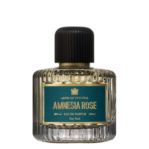 Aedes de Venustas - Amnesia Rose Parfumflakon mit geriffeltem Glas und grünem Etikett vor weißem Hintergrund