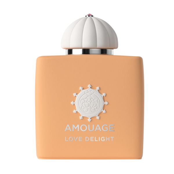 Amouage - Love Delight Parfümflakon in elegantem mattem Pfirsich-Ton mit weißem, geripptem Deckel vor weißem Hintergrund