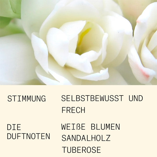 L'Atelier Parfum - Opus 1 - Arme Blanche zeigt zarte weiße Blüten in sanfter Nahaufnahme mit natürlicher Eleganz.