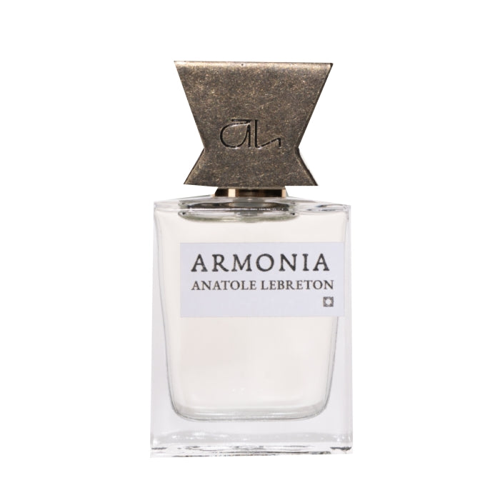 Anatole Lebreton - Artefacts - Armonia Parfumflakon mit klarer Flüssigkeit und markantem Deckel auf weißem Hintergrund