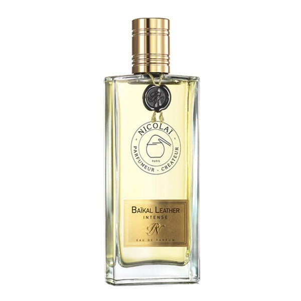 Nicolaï - Baïkal Leather Intense Parfumflakon mit goldenem Verschluss und elegantem Etikett auf weißem Hintergrund