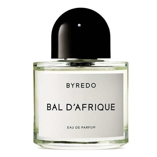 Byredo - Bal d'Afrique klarer Flakon mit weißem Etikett und schwarzem rundem Verschluss vor weißem Hintergrund