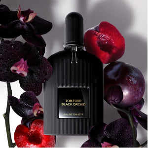 Tom Ford - Signature - Black Orchid - Eau de Toilette mit mattschwarzem, geripptem Flakon und fruchtigen Akzenten