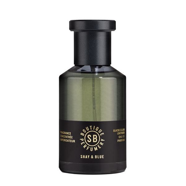 Shay & Blue - Blacks Club Leather Parfumflakon mit dunklem Glas und schwarzem Verschluss vor weißem Hintergrund