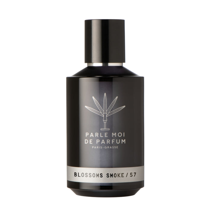 Parle Moi de Parfum - Blossoms Smoke / 57 in elegantem, dunkel gehaltenem Flakon auf weißem Hintergrund