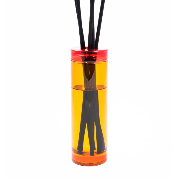 Paul Smith - Bookworm - Diffusor mit orangefarbenem Flakon und schwarzen Duftstäbchen für warme, würzige Raumdüfte