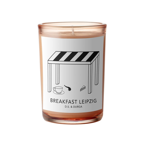 D.S. & Durga - Breakfast Leipzig - Duftkerze im zarten Glas mit minimalistischem Design und Frühstücksmotiven