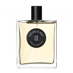 Pierre Guillaume - Brûlure de Rose No.13 Parfumflakon mit klarem Glas und schwarzem rundem Etikett vor weißem Hintergrund