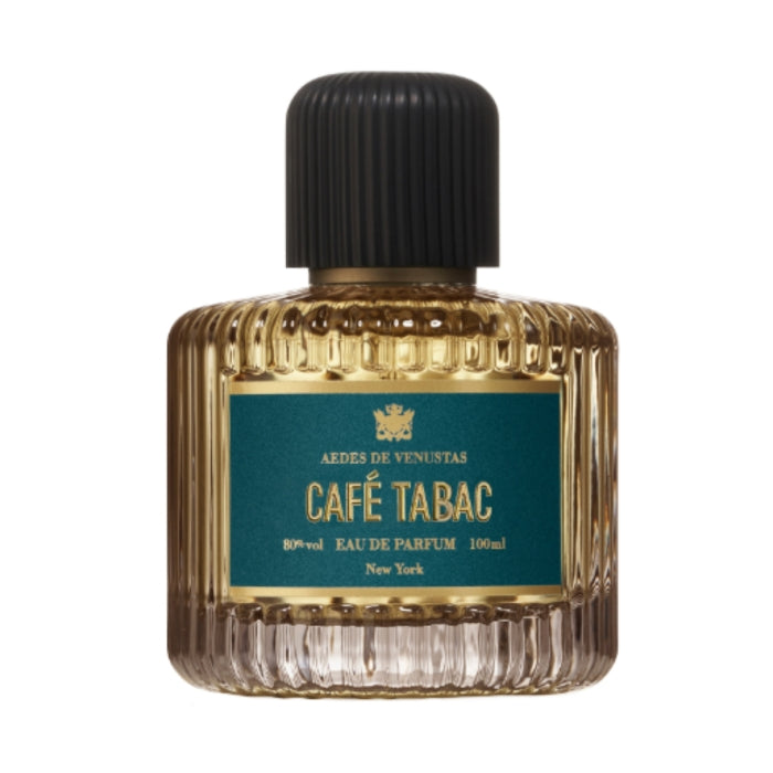Aedes de Venustas - Café Tabac Parfumflakon mit geriffeltem Glas und grün-goldenem Etikett vor weißem Hintergrund