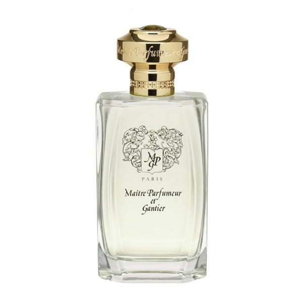 Maître Parfumeur et Gantier - Eau de Camélia Chinois eleganter Flakon mit goldfarbenem Verschluss auf weißem Hintergrund