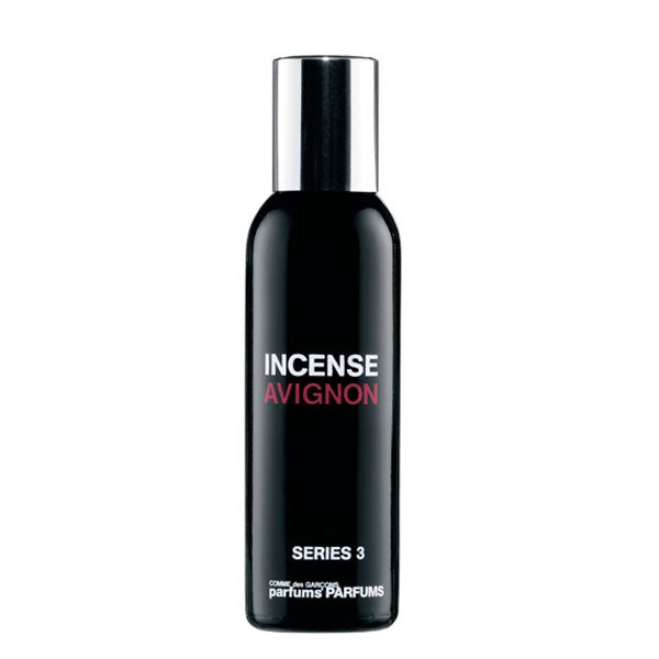 Comme des Garçons - Series 3: Incense - Avignon Parfum in schwarzem Flakon mit silbernem Deckel und rotem Schriftzug