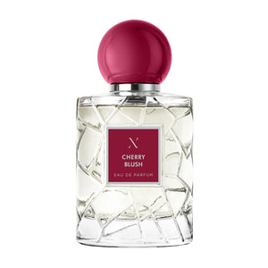 Les Sœurs de Noé - Cherry Blush Parfumflakon mit facettiertem Glas und rundem, kirschrotem Verschluss elegant gestaltet