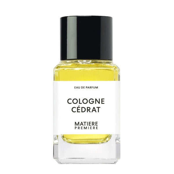 Matière Première - Cologne Cédrat zeigt klaren Flakon mit gelbem Parfum und schlichtem Etikett mit schwarzem Verschluss