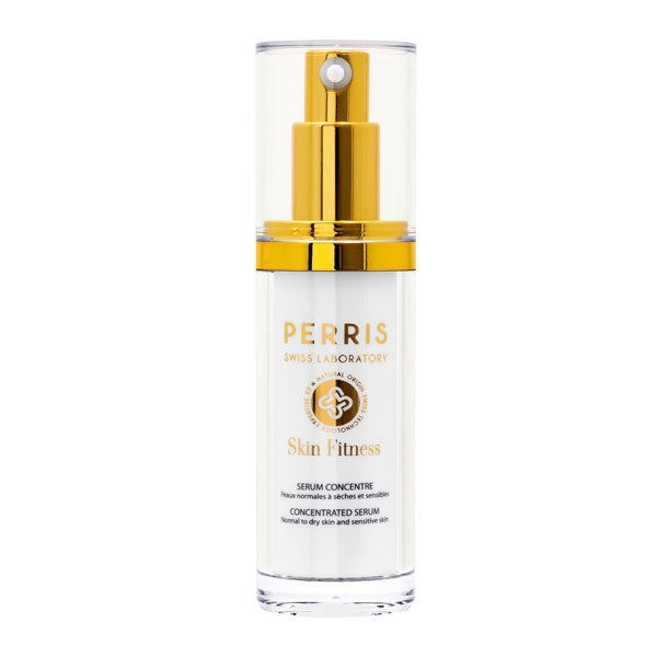 Perris Swiss Laboratory - Concentrated Serum in transparenter Pumpflasche mit goldfarbenem Zerstäuber vor weißem Hintergrund