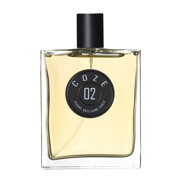 Pierre Guillaume - Cozé No.2 Parfumflakon mit hellgelber Flüssigkeit und schwarzem runden Etikett vor weißem Hintergrund