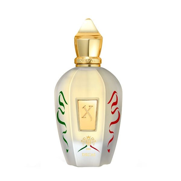 Xerjoff - XJ 1861 - Decas Parfumflakon mit goldfarbenem Verschluss und italienischen Akzenten vor weißem Hintergrund