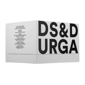 D.S. & Durga - Deluxe Box Set weiße Verpackung mit großem schwarzem Logo und kleinem Beschreibungstext seitlich