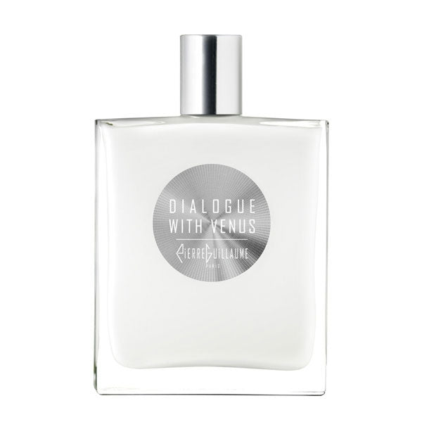 Pierre Guillaume - White Collection - Dialogue with Venus Parfumflakon in schlichtem transparentem Design mit silbernem Verschluss vor weißem Hintergrund