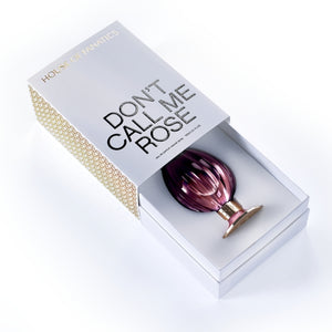 House of Fanatics - Don't call me Rose edler Flakon in Tropfenform mit violettem Schimmer und goldfarbenem Sockel in Geschenkbox
